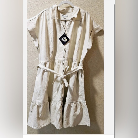 NWT Ava & -Viv Jean  Cream Button-Down tiered Dress size 2X 3X 🌺🌸🌺 BG 03 - Picture 3 of 5